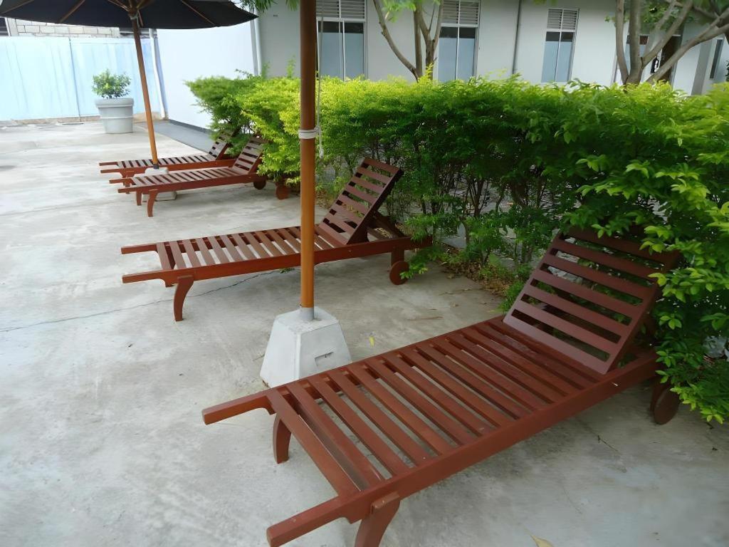 Kent Hotel Tissamaharama Exterior foto